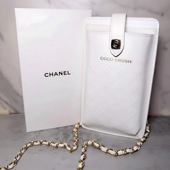 Chanel New Quilted White Phone & Card Holder Crossbody Gold Chain Strap GWP VIP - Picture 7 of 10